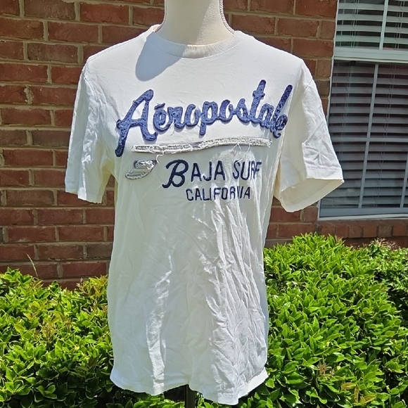 Aeropostale Other - Aeropostale White Short Sleeve Tee Size M